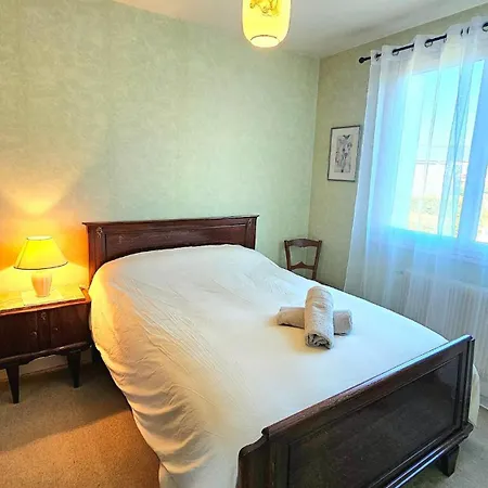 Maison Familiale Pleine De Charme A Aurillac